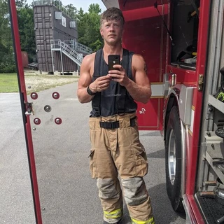 8theGooch9 OnlyFans | @fire_dilf review (Leaks, Videos, Nudes)