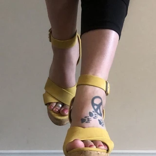 Marie OnlyFans | @foxyfeet_22 review (Leaks, Videos, Nudes)
