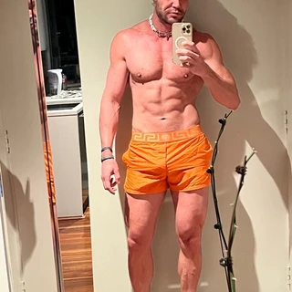 Francis_XL OnlyFans | @francis9uc review (Leaks, Videos, Nudes)