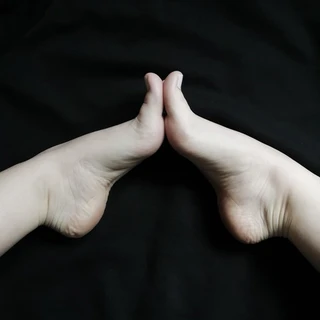 Freya's feet OnlyFans @fruityfeetfreya review (Leaks, Videos, Nudes)