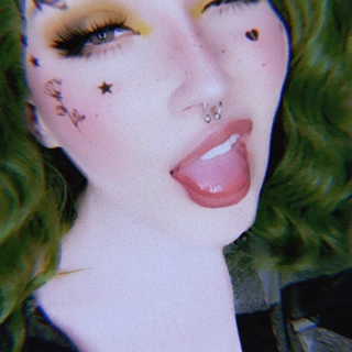 Your Graveyard Queen OnlyFans @graveyardqueen review (Leaks, Videos