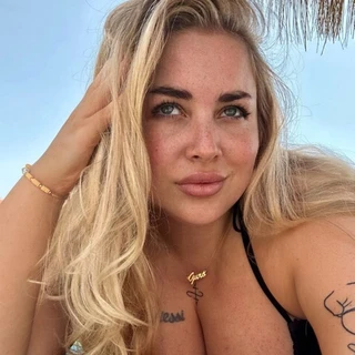 Guro louise OnlyFans @gurolouise review (Leaks, Videos, Nudes)