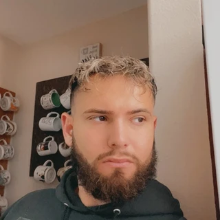 Brandon Haro OnlyFans | @haniharo review (Leaks, Videos, Nudes)