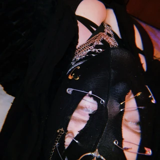 Maze OnlyFans | @helloimsquidward review (Leaks, Videos, Nudes)