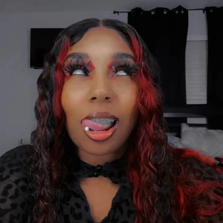 Antionette OnlyFans @honeycocainelit review (Leaks, Videos, Nudes)