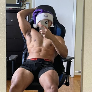 creator profile picture