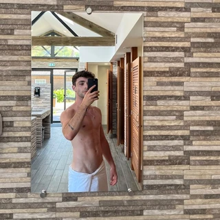 creator profile picture