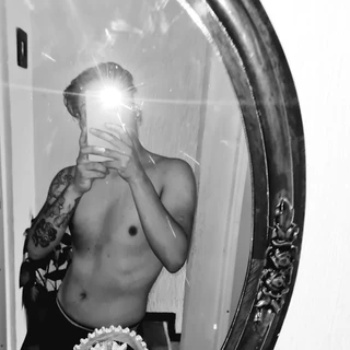 creator profile picture