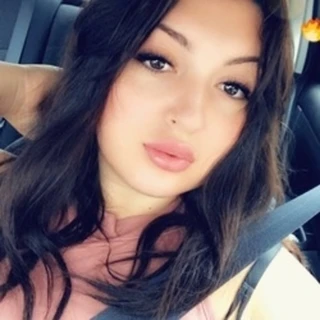 Isabella OnlyFans @isabellacornejo review (Leaks, Videos, Nudes)