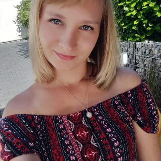 Juli_xoxo OnlyFans @juli_xoxo review (Leaks, Videos, Nudes)