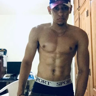 KevinMcrew OnlyFans | @kevinmcrew review (Leaks, Videos, Nudes)