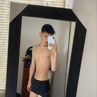 kevin sanchez OnlyFans | @kevvtwink review (Leaks, Videos, Nudes)