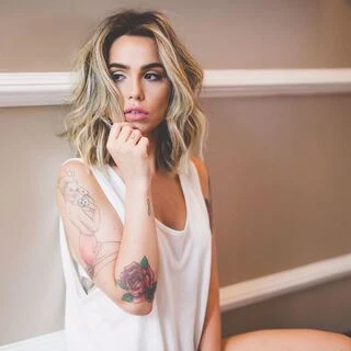 Larissa OnlyFans @larissaslt review (Leaks, Videos, Nudes)