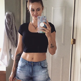 Laurel OnlyFans | @laureleyes99 review (Leaks, Videos, Nudes)