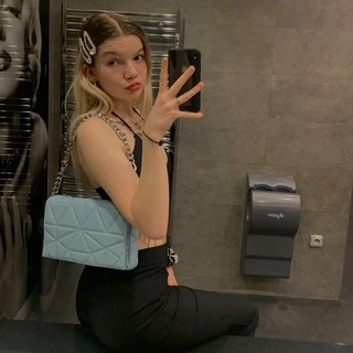 L A U R A OnlyFans | @laurina_xx review (Leaks, Videos, Nudes)