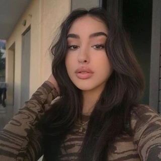 Emma OnlyFans | @lil.emmaxx review (Leaks, Videos, Nudes)