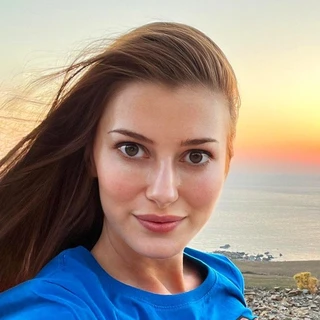 Lilian Ravenrose OnlyFans @lilianravenrose review (Leaks, Videos, Nudes)