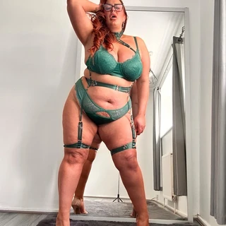 Lou Lou - TikTok's Biggest BBW 💦