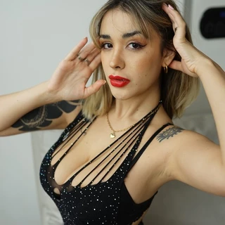 Macarena Peppers OnlyFans @macarenapeppers review (Leaks, Videos, Nudes)