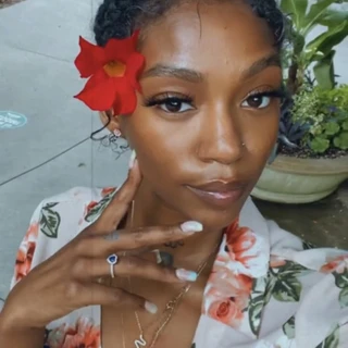 Imani Essencé OnlyFans @manichampagne review (Leaks, Videos, Nudes)