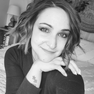 Emily OnlyFans @mclass22 review (Leaks, Videos, Nudes)