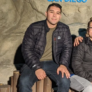 Miguel Flores OnlyFans @mflores1116 review (Leaks, Videos, Nudes)