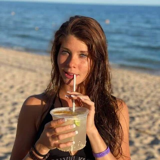 Felicia Webb