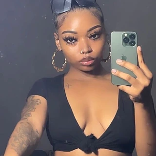 Naysaaaa OnlyFans | @nayuniquee review (Leaks, Videos, Nudes)