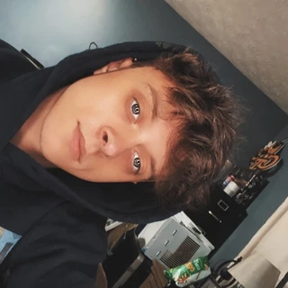 Blaze OnlyFans @okayblaze review (Leaks, Videos, Nudes)