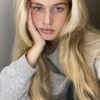 Olive Green OnlyFans @olivethegreen review (Leaks, Videos, Nudes)