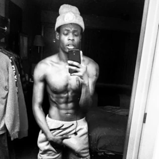 Valentino OnlyFans | @papitrae review (Leaks, Videos, Nudes)