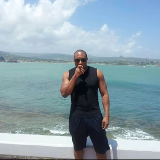 PeterBernard OnlyFans | @peterbernard review (Leaks, Videos, Nudes)