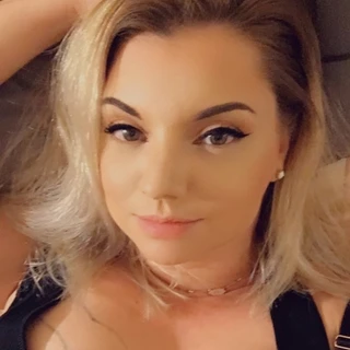 Rosalynd Gold OnlyFans @rosalyndgold review (Leaks, Videos, Nudes)