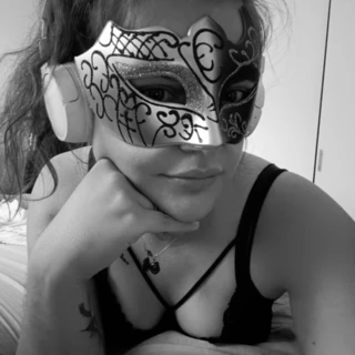 SafiraKamasutra OnlyFans | @safirakamasutra review (Leaks, Videos, Nudes)