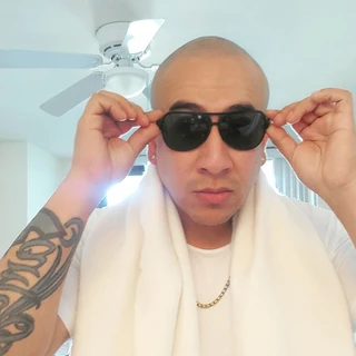 Santiago Enrique OnlyFans @santiagoenriquexxx review (Leaks, Videos