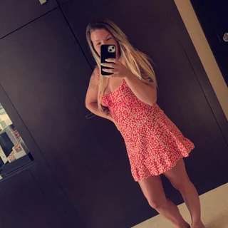 Peach OnlyFans | @scarlett_vixen review (Leaks, Videos, Nudes)