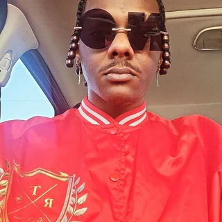 ShadeS OnlyFans | @shades_on review (Leaks, Videos, Nudes)