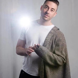 Shower Tingles OnlyFans | @showertingles review (Leaks, Videos, Nudes)