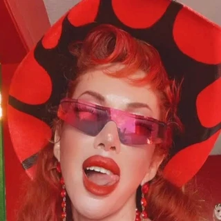 Scarlet Fever OnlyFans | @slatheritup review (Leaks, Videos, Nudes)