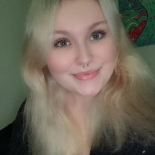 Ashley OnlyFans @snowbunny2324 review (Leaks, Videos, Nudes)