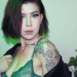 Soph OnlyFans @soph2313 review (Leaks, Videos, Nudes)