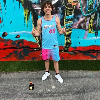 Suave OnlyFans | @suavebadass review (Leaks, Videos, Nudes)