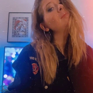 Antonia Anz OnlyFans @surfingwavesgirl review (Leaks, Videos, Nudes)