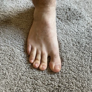 Foot Man OnlyFans | @tallfootguy review (Leaks, Videos, Nudes)