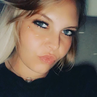 Tayler OnlyFans | @taylemae review (Leaks, Videos, Nudes)