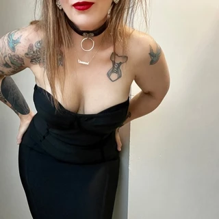 Vivienne OnlyFans | @therealviviennestarr review (Leaks, Videos, Nudes)