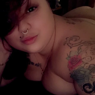 🌻 ToriLynn 🌻 Lil’ BBW