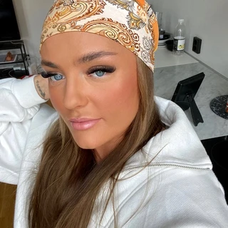 emilie OnlyFans @u14231591 review (Leaks, Videos, Nudes)