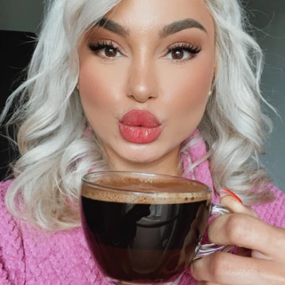 Larissa OnlyFans @u180977393 review (Leaks, Videos, Nudes)