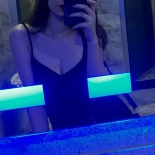 Veronica OnlyFans @veronicasociably review (Leaks, Videos, Nudes)